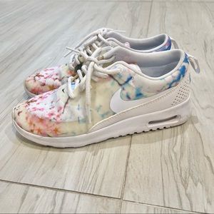 NIKE Air Max Thea in Cherry Blossom Size 6